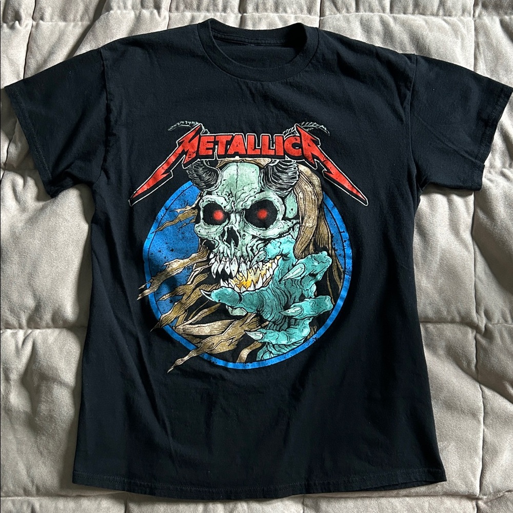 Metallica concert t shirt M72 World Tour 2024 adult size Medium